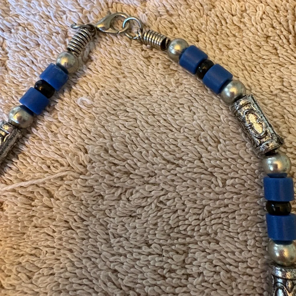 Blue Beaded Necklace with Beige Shark Tooth Pendant
